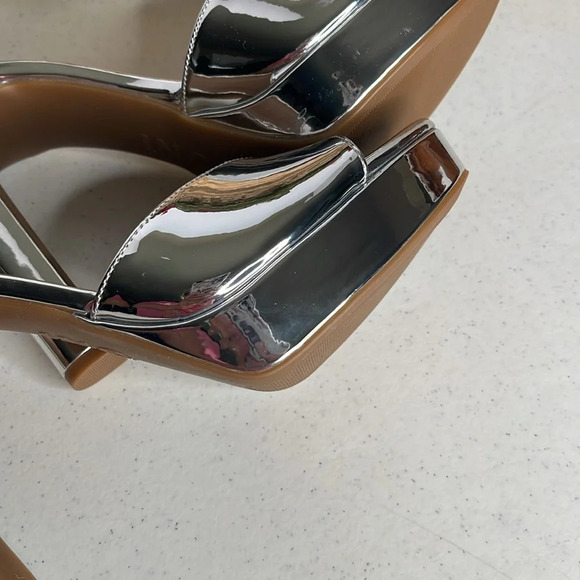 I.N.C. INTERNATIONAL CONCEPTS
Women's Ninel Platform Sandals, Sz 10/Silver - Picture 7 of 11